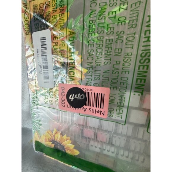 MacBook Air 13" Sunflower Plastic Hard Case W/ Keyboard Cover & Screen Protector - Picture 4 of 6